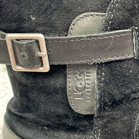 UGG Endell 5604 Black Suede Leather Shearling Ankle Harness Boot Distressed Sz 7 - Picture 6 of 14